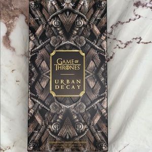 Game of Thrones x Urban Decay Eyeshadow Palette